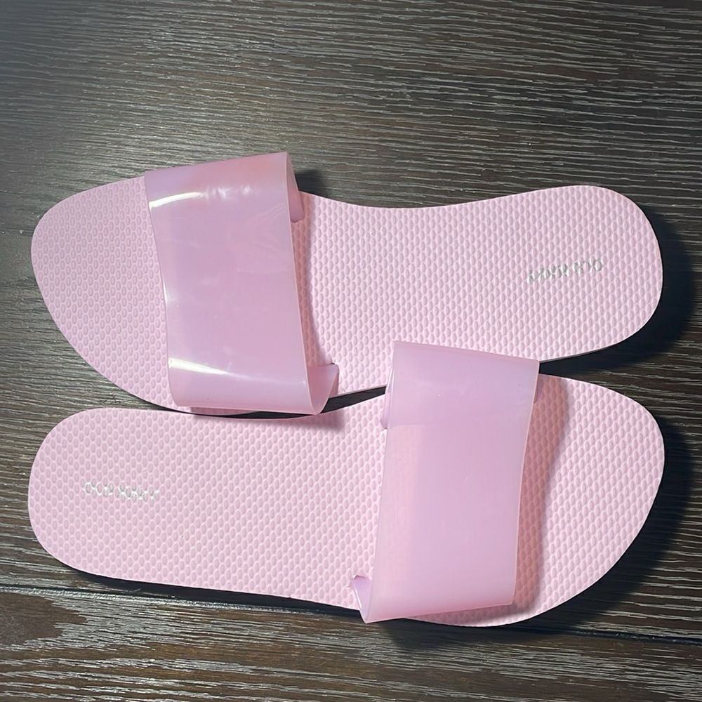 Stylish Pink Slide Sandals - Picture 4 of 5